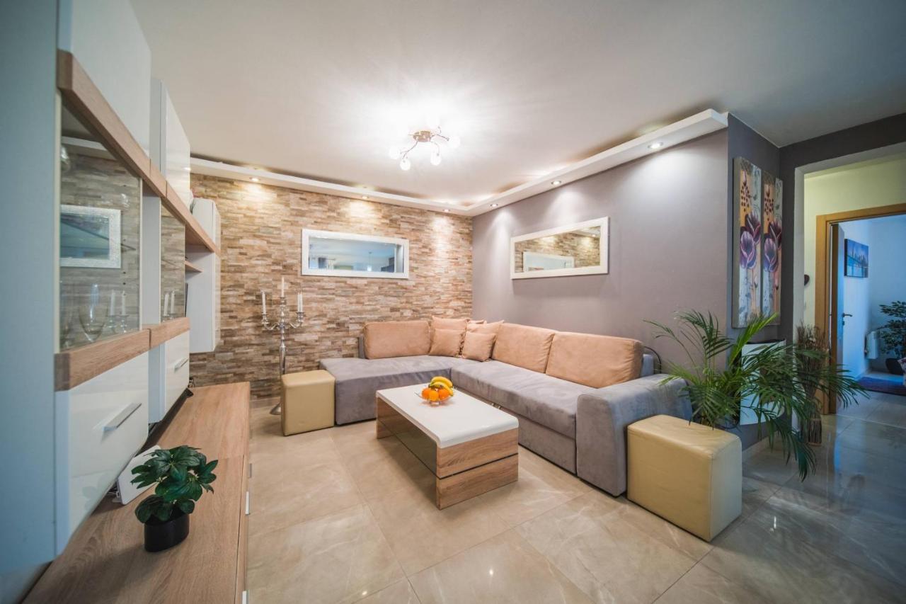 Apartment Mimi Munida 128G เมดูลิน ภายนอก รูปภาพ