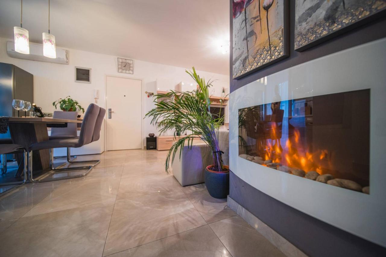 Apartment Mimi Munida 128G เมดูลิน ภายนอก รูปภาพ