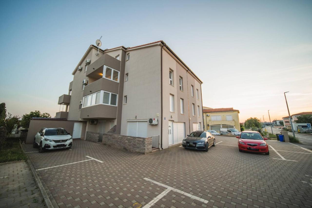 Apartment Mimi Munida 128G เมดูลิน ภายนอก รูปภาพ