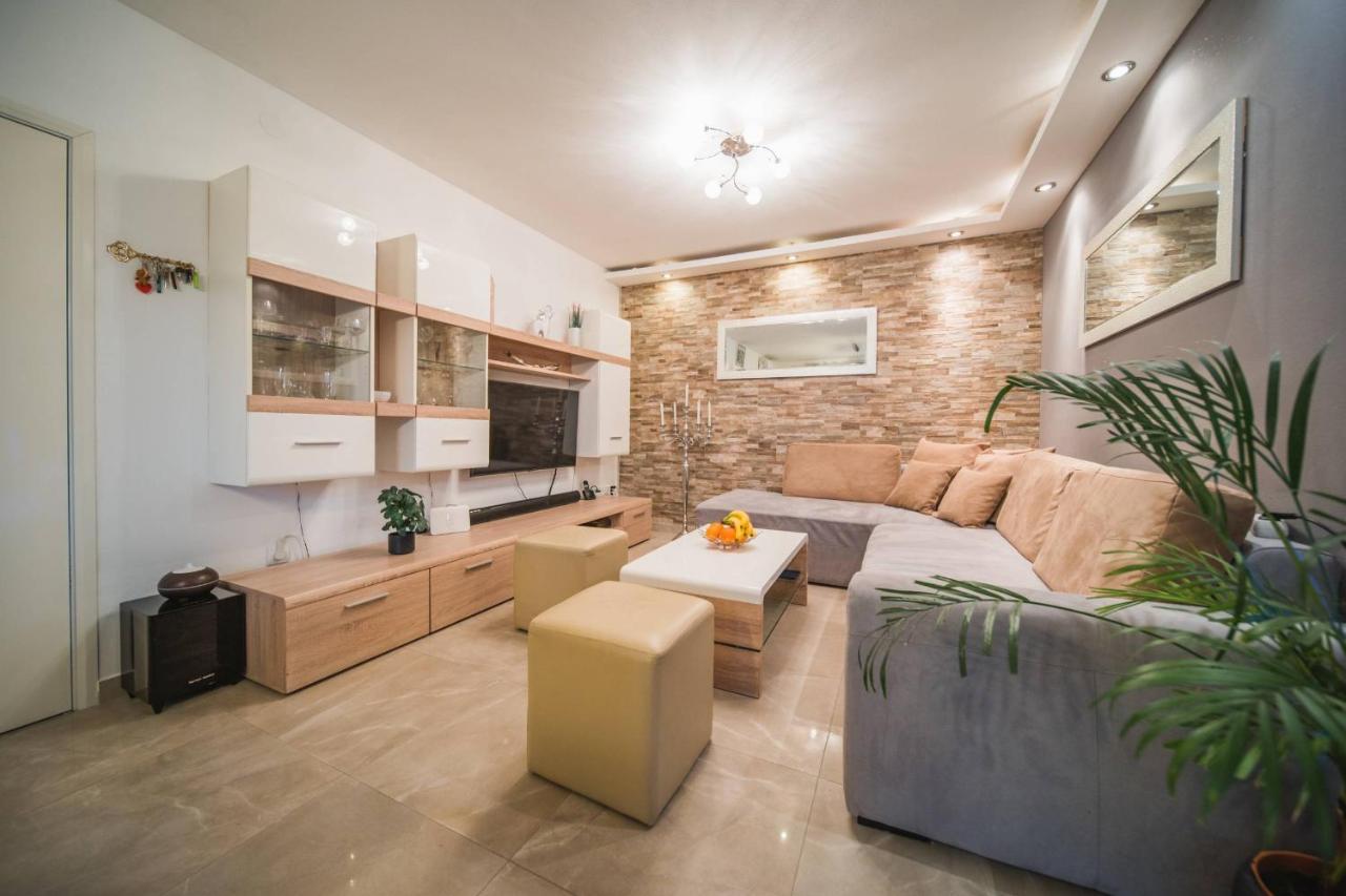 Apartment Mimi Munida 128G เมดูลิน ภายนอก รูปภาพ